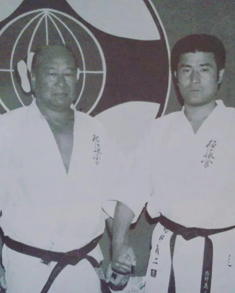 Bersama Mas Oyama di bawah lambang Kyokushinkai